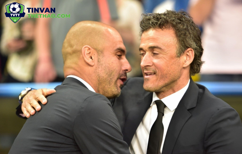 Pep Guardiola tạo không khí vui vẻ trước trận đấu với Luis Enrique