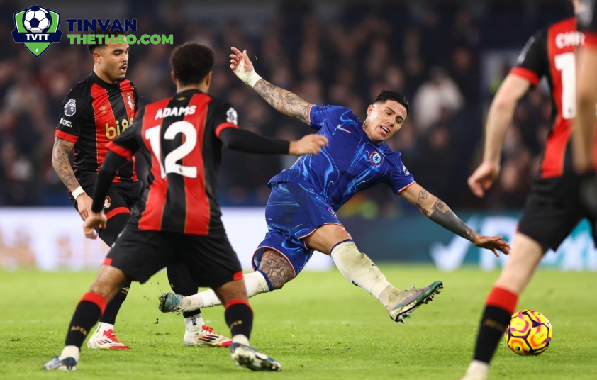 Chelsea thi đấu bạc nhược, thoát thua phút cuối ngay tại Stamford Bridge