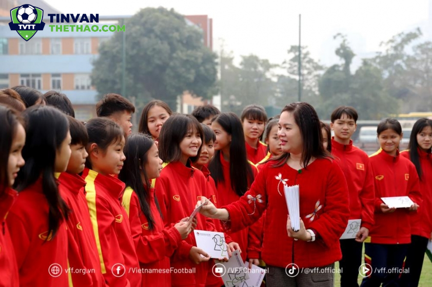 “VFF Tặng Thưởng Tết Cho Hai Đội Tuyển Trẻ Việt Nam: Động Lực Mới Cho Các Tài Năng Bóng Đá Trẻ”