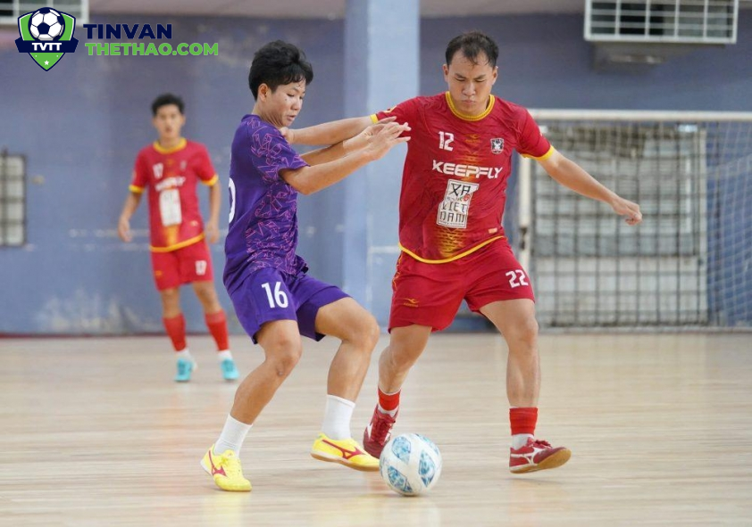 ĐT futsal nữ Việt Nam hòa CLB futsal nam Xạ Store trước khi dự VL futsal nữ châu Á 2025 (Ảnh: VFF)