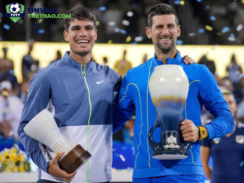 Djokovic Khẳng Định Thách Thức Mới cho Alcaraz Trong Mùa Giải Sắp Tới